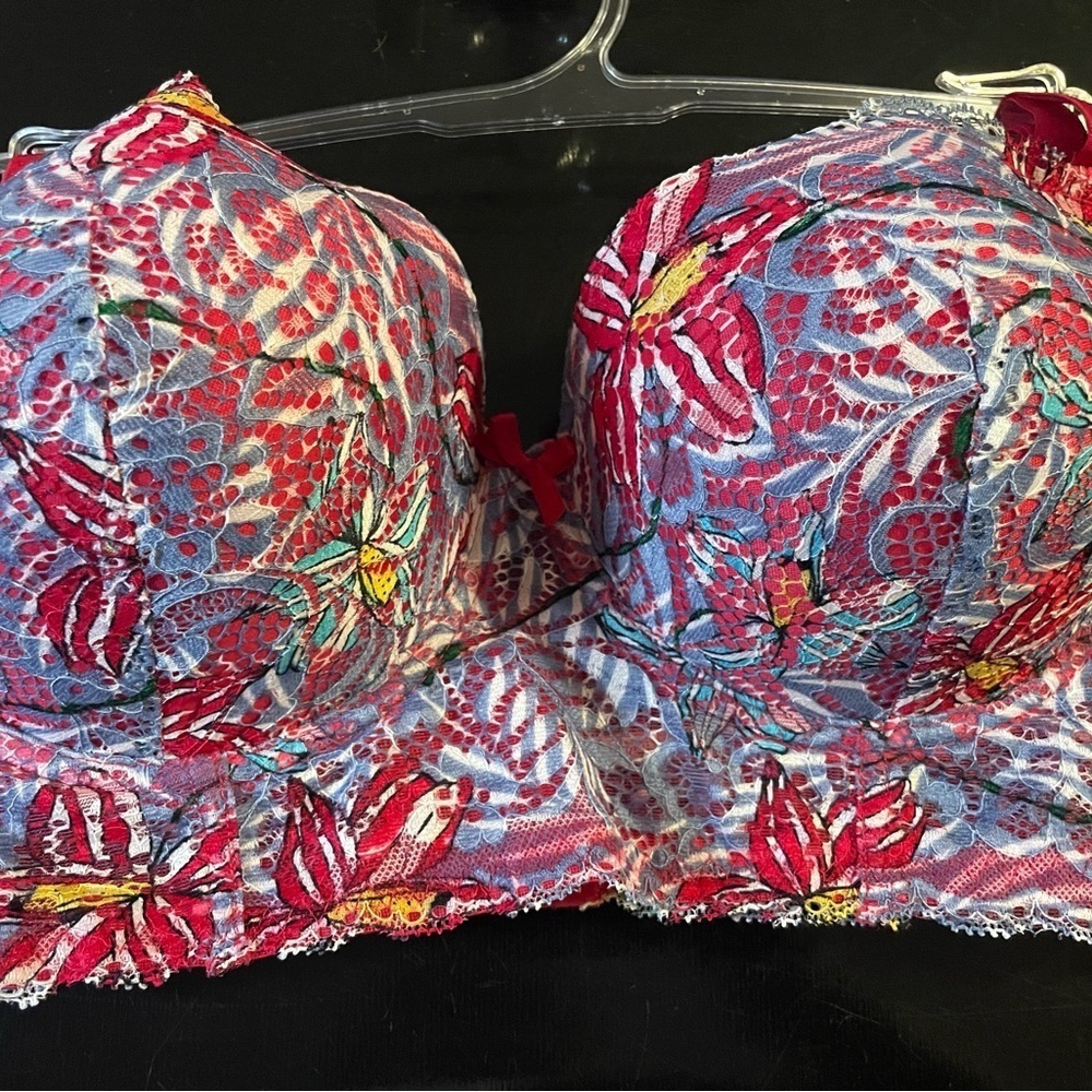 Colorful Patterned Bras Set - Picture 3 of 3